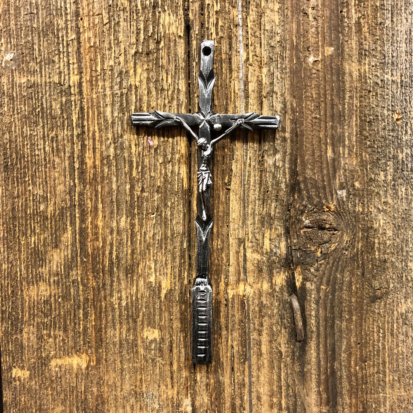 Crocifisso in ferro battuto