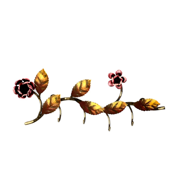 Portachiavi decorato con foglie e rose