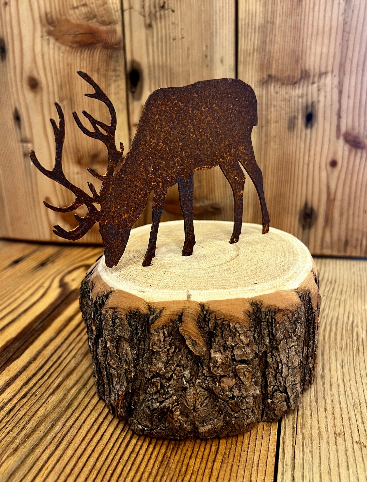 Cervo in Cortèn con base in legno