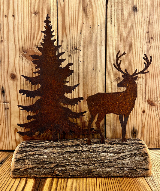 Cervo+albero su tronco