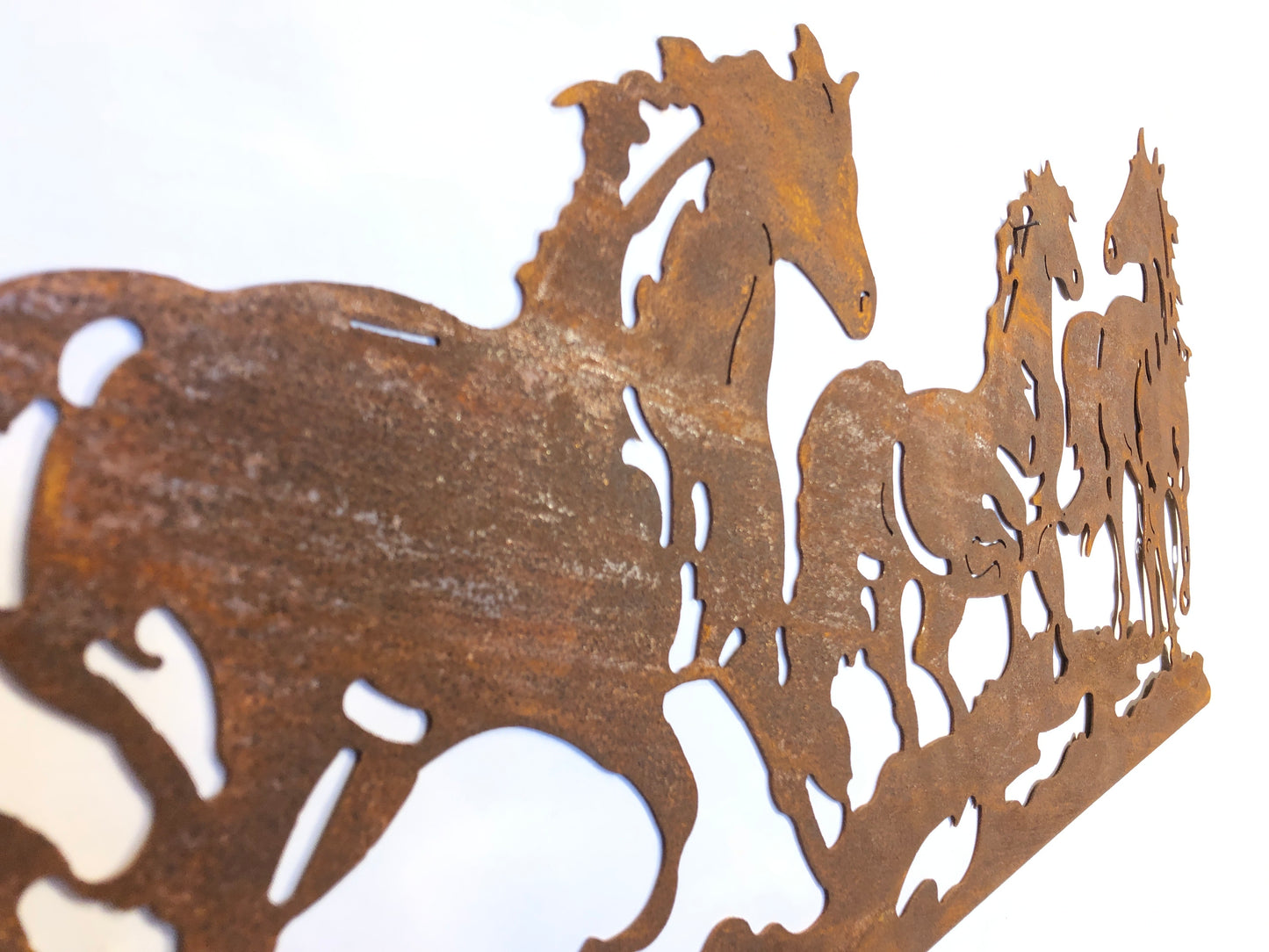 Corten horses